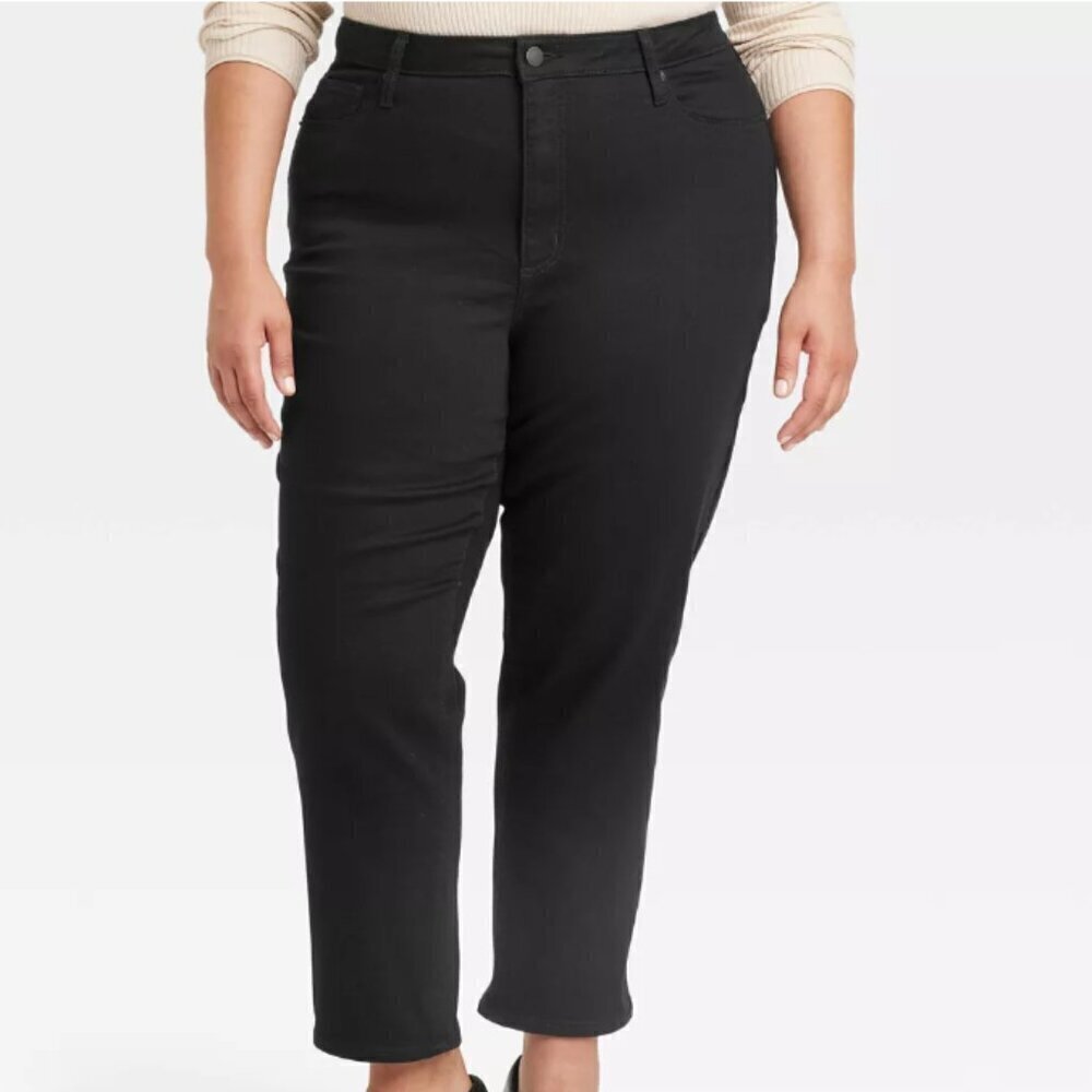 NWT Women's High-Rise Slim Straight Jeans - Universal Thread Black